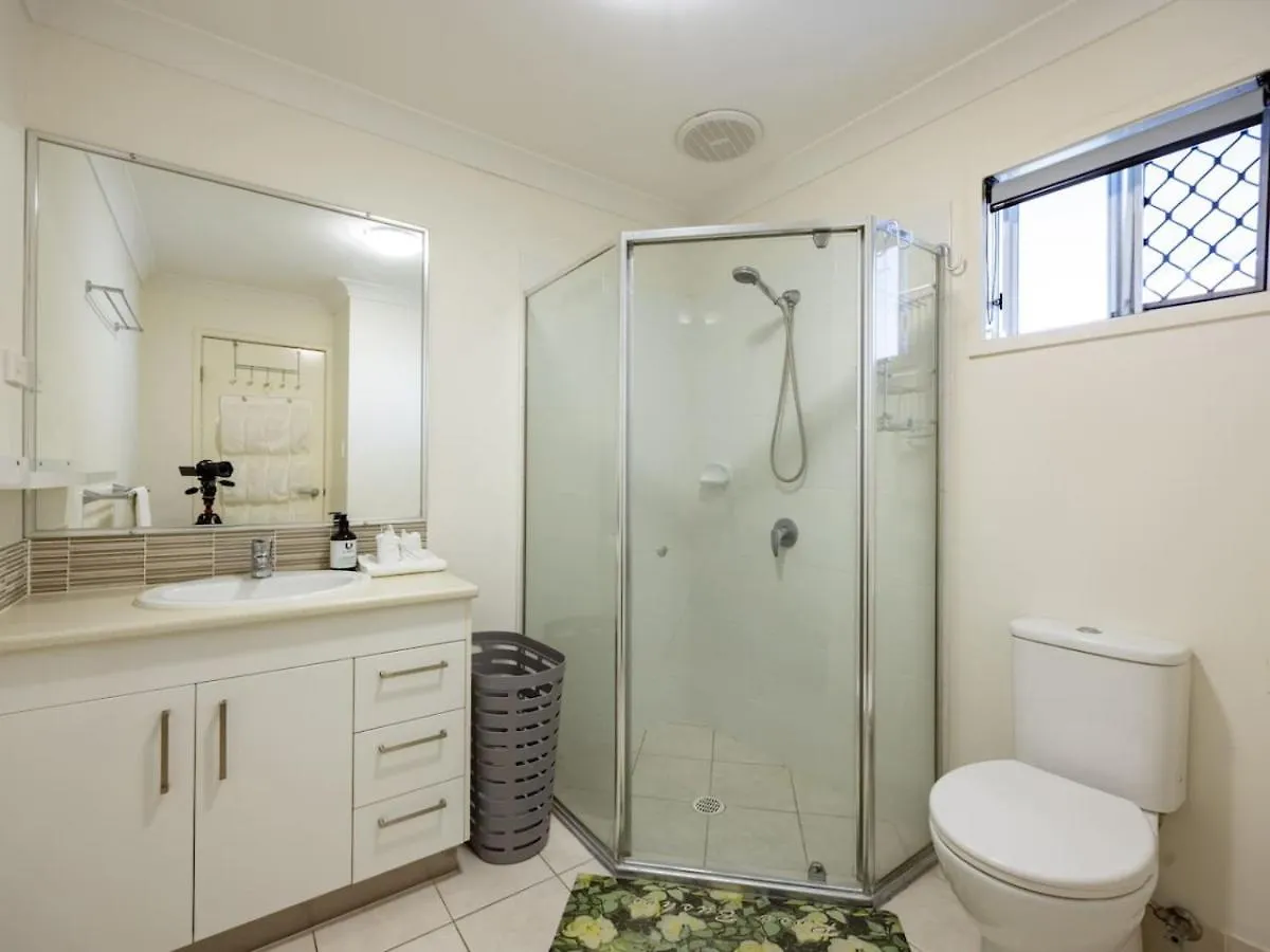 Casa de Férias Cozy 3B2B Townhouse W Parking Backyard Malls And Parks Rochedale South Austrália
